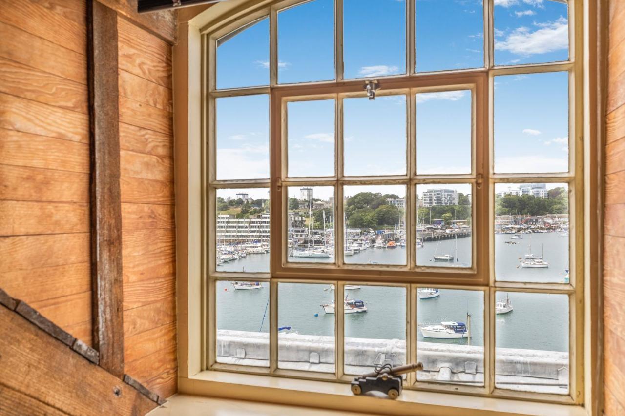 Luxury 2 Bed Apartment In Historic Royal William Yard 普里茅斯 外观 照片