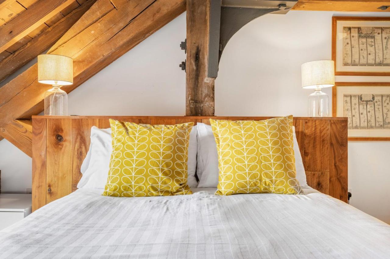 Luxury 2 Bed Apartment In Historic Royal William Yard 普里茅斯 外观 照片